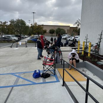 Da Vien Coffee - The line is starting to get longer - Coffee & Tea Near Me - Stanton, California Da Vien Coffee - The line is starting to get longer - Coffee & Tea Near Me - Stanton, California