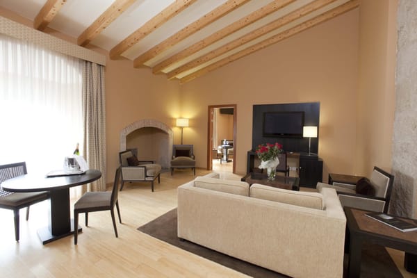 Hotel Hospes Palacio de Arenales & Spa Cáceres by null