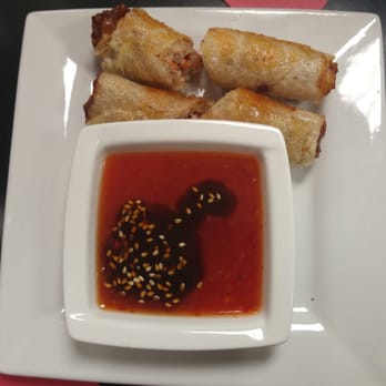 Sizzling Kitchen - Crispy Vermicelli Rolls - Italian Near Me - Lowell, Massachusetts Sizzling Kitchen - Crispy Vermicelli Rolls - Italian Near Me - Lowell, Massachusetts
