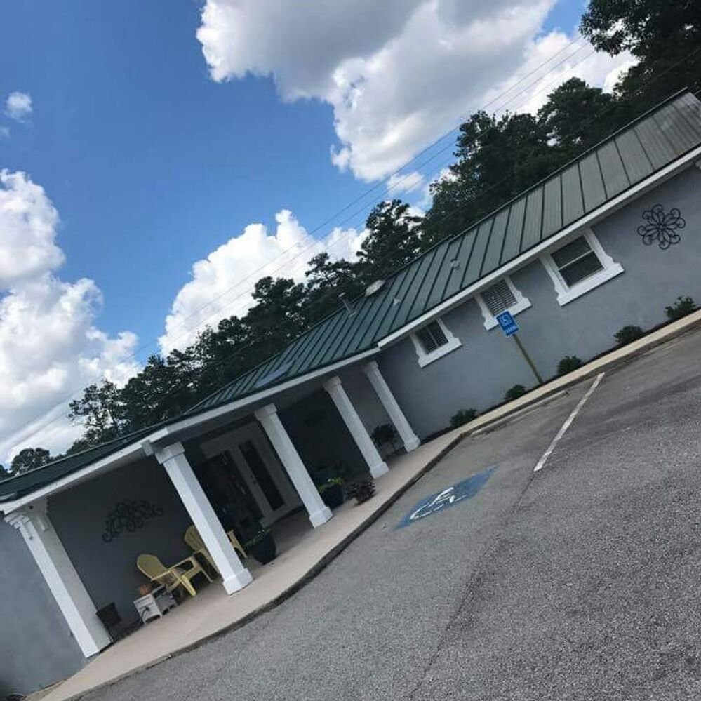 SUZETTE’S SALON Updated September 2024 205 S Belair Rd, Augusta