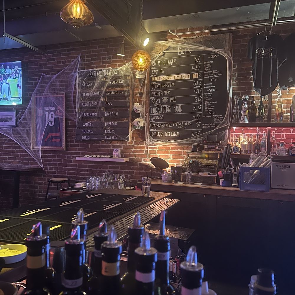 River Pig Saloon - Sports Bars Near Me - Portland, Oregon