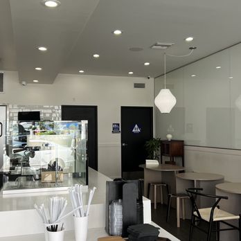 DAMO - inside - Coffee & Tea Near Me - Los Angeles, California