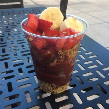 Molinos Coffee - Açai bowl in a to-go cup - Coffee & Tea Near Me - Riverside, California Molinos Coffee - Açai bowl in a to-go cup - Coffee & Tea Near Me - Riverside, California