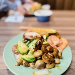Lin's Grand Buffet - Round 1