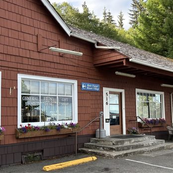 Rain Forest Resort Village - Front Desk and General Store - Campgrounds Near Me - Quinault, Washington Rain Forest Resort Village - Front Desk and General Store - Campgrounds Near Me - Quinault, Washington