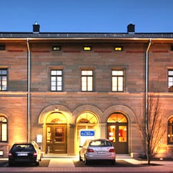 Hotel Bahnhof Busch - Straßenansicht