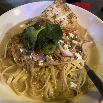 Todo Un Poco - Pizza Near Me - Elk Grove, California Todo Un Poco - Pizza Near Me - Elk Grove, California