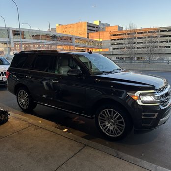 5 Daughters Transportation - Town Car Service Near Me 5 Daughters Transportation - Town Car Service Near Me