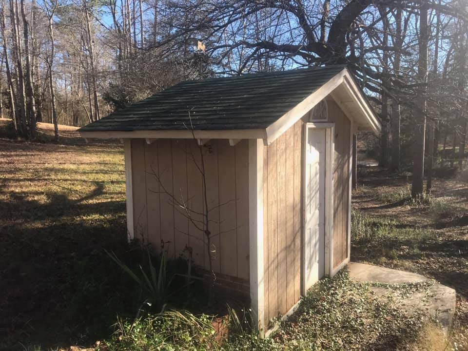 Slide of Pearl Roofing Services