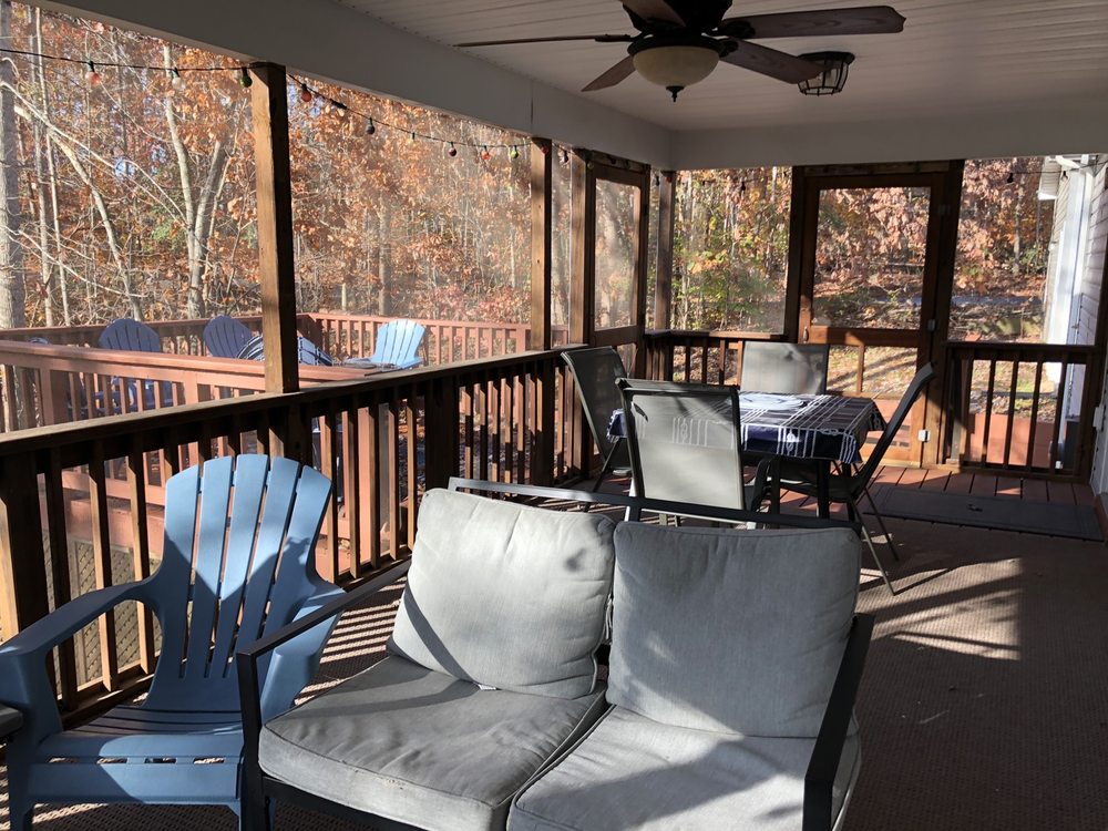 TOTAL ESCAPE BY VRBO Updated April 2024 78 Forest Ln, Mineral