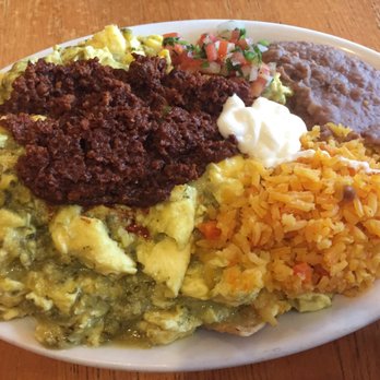 Janik's Cafe - Chilaquiles w/chorizo - Breakfast & Brunch Near Me - Chicago, Illinois Janik's Cafe - Chilaquiles w/chorizo - Breakfast & Brunch Near Me - Chicago, Illinois