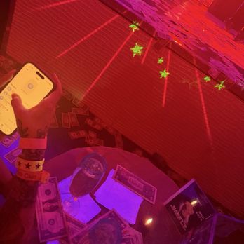LaBare Miami - Strip Clubs Near Me - Miami, Florida