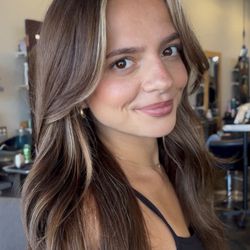 AOC Salon