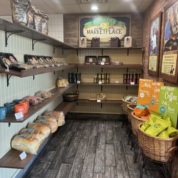 Polly's Pies Restaurant & Bakery - Bakeries Near Me - Orange, California Polly's Pies Restaurant & Bakery - Bakeries Near Me - Orange, California