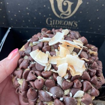 Gideon's Bakehouse - Bakeries Near Me - Orlando, Florida