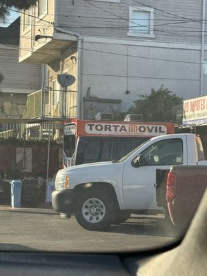 Torta Movil by null