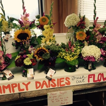 Homestead Creamery - Fresh flowers!  Only $5.50. Adorbs. - Ice Cream & Frozen Yogurt Near Me - Wirtz, Virginia
