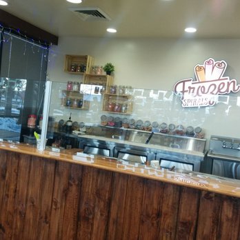 Frozen Spirals - The counter - Ice Cream & Frozen Yogurt Near Me - Westminster, Colorado