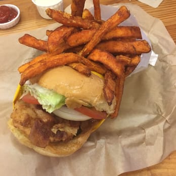 Fiamma Burger - Chicken sandwich - Burgers Near Me - Bellingham, Washington