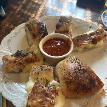 Forager Brewery - Cheese Bread Dunkers - Breweries Near Me - Rochester, Minnesota