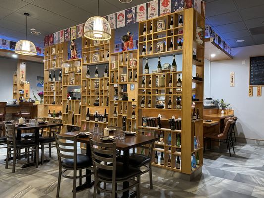 Ryoshi Sushi & Izakaya by null