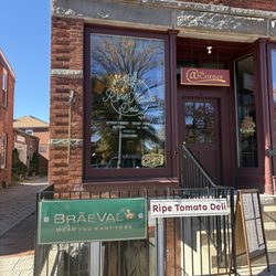 The Ripe Tomato Deli