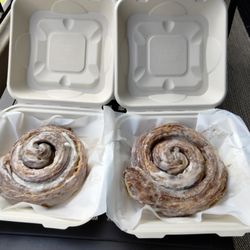 Papi’s Ohana - King David Cinnamon Rolls