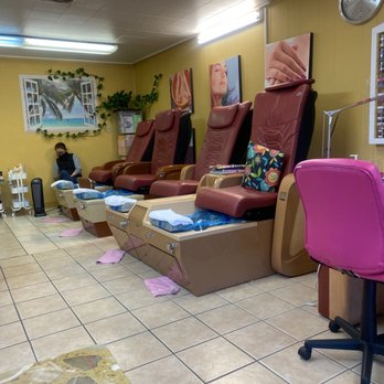 Happy Nails and Lashes - Pedicure Area - Nail Salons Near Me - Shoreline, Washington Happy Nails and Lashes - Pedicure Area - Nail Salons Near Me - Shoreline, Washington