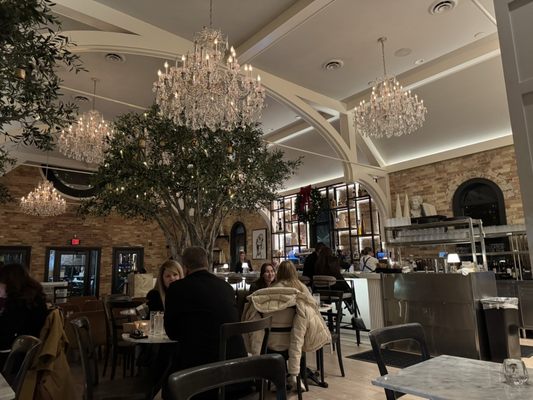 Saint 1881 Coffee & Cocktail Bar by null