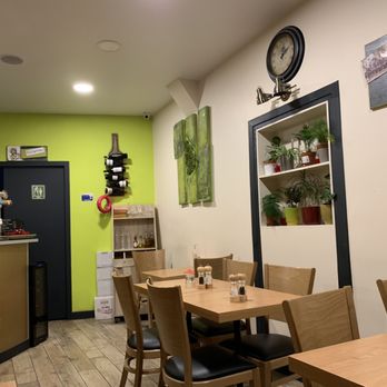 New Hotel Roblin - Hotels Near Me - Paris, 75