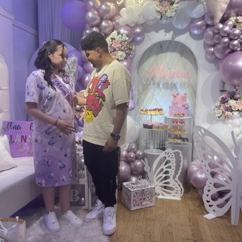 Studio 17 Bushwick - The parents to be - Venues & Event Spaces Near Me - Brooklyn, New York