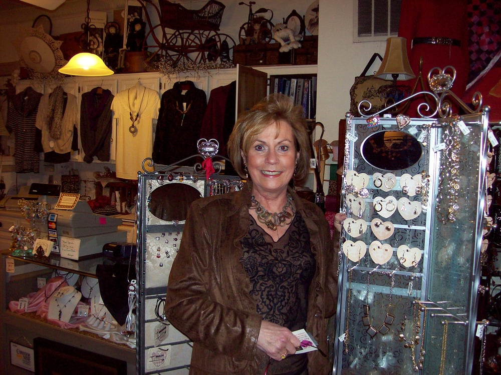 PEGGY’S PLACE BOUTIQUE 1 Grafton Common, Grafton, Massachusetts