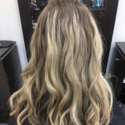 Salon 146