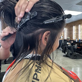 Vic Wolf Hair - Setting up for the undercut - Barbers Near Me - San Jose, California Vic Wolf Hair - Setting up for the undercut - Barbers Near Me - San Jose, California
