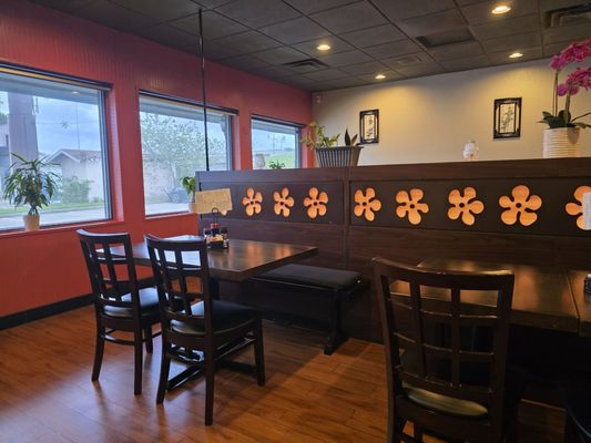Cheng's Restaurant and Bar by null
