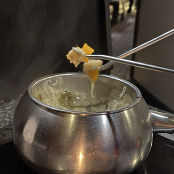 The Melting Pot - Cheese beginner entree - Fondue Near Me - Knoxville, Tennessee