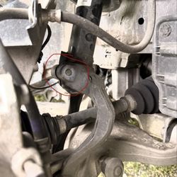 Premier Auto Repair - other side of snapped bolt