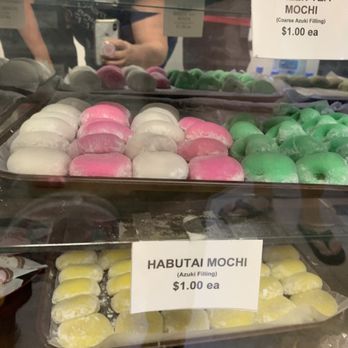 Nisshodo Candy Store - So many choices - Candy Stores Near Me - Honolulu, Hawaii Nisshodo Candy Store - So many choices - Candy Stores Near Me - Honolulu, Hawaii