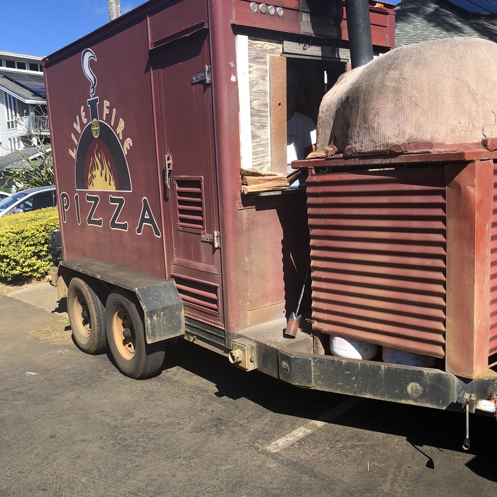 Carabella's Pizza - a pizza truck with a pizza oven in the back - Food Trucks Near Me Carabella's Pizza - a pizza truck with a pizza oven in the back - Food Trucks Near Me