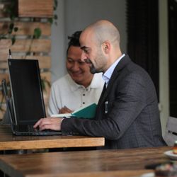 Ezer Commerce
