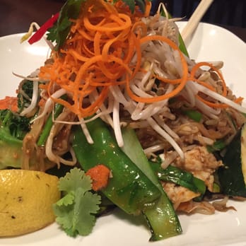 Mortar & Pestle Thai - Vegetable pad Thai - Thai Near Me - Manly, NSW