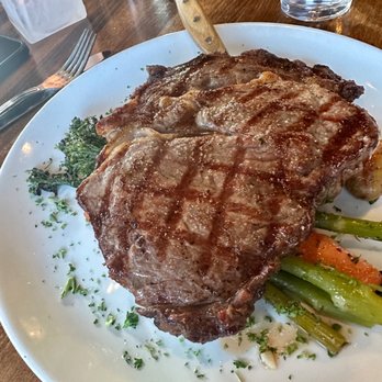 Enzo’s Bistro & Bar - Rib-Eye - Italian Near Me - Issaquah, Washington Enzo’s Bistro & Bar - Rib-Eye - Italian Near Me - Issaquah, Washington