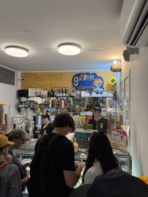Alberto Gelateria by null