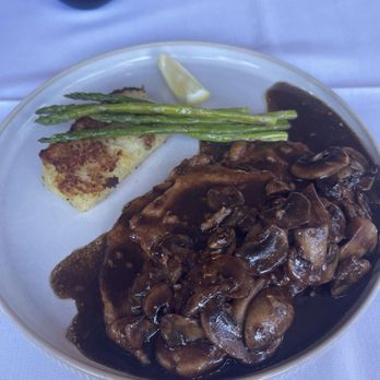 Grazie Bistro - Chicken molenese balsamic and mushroom glaze - Pizza Near Me - Lawrenceville, New Jersey