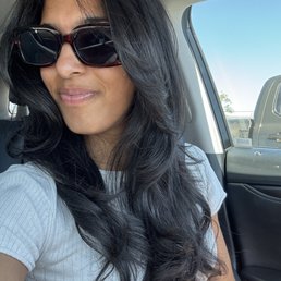 Lyn did such a great job with the long layers!! Highly recommend!
