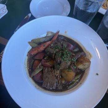 Martin's Tavern - Pot Roast - Breakfast & Brunch Near Me - Washington, DC, District of Columbia