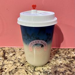 Rice milk in blue pea flower w/ grass jelly