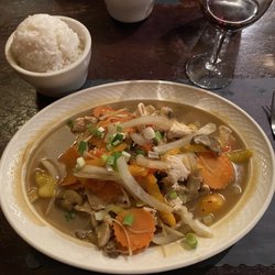 Simply Thai - Stir fry ginger chicken with Jasmin rice.