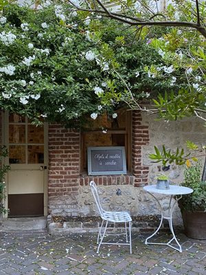 A L'Ecole Buissonnière by null