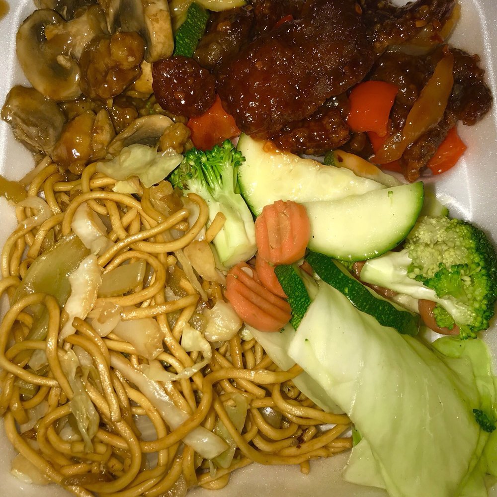 Panda Express - Mushroom Chicken / Beijing Beef with half chow mein / mixed vegetables. Delicious! - Chinese Near Me - Greenville, South Carolina Panda Express - Mushroom Chicken / Beijing Beef with half chow mein / mixed vegetables. Delicious! - Chinese Near Me - Greenville, South Carolina